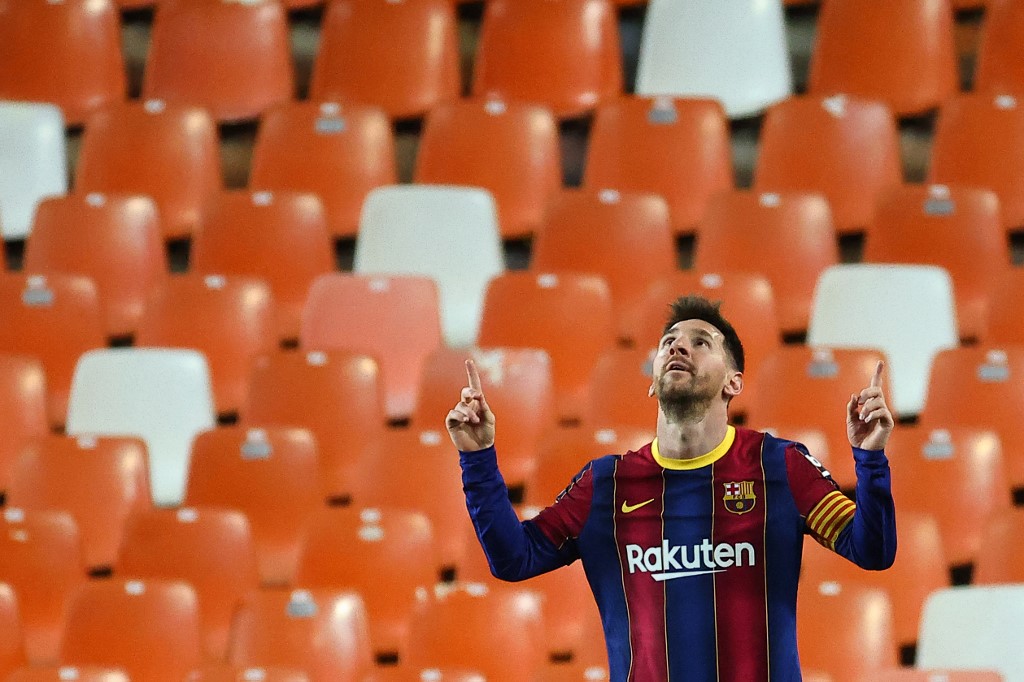 Messi trở thành cầu thủ tự do khi hết hạn hợp đồng với Barcelona